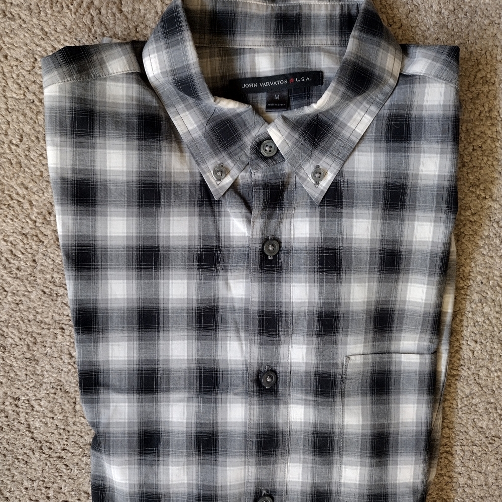 John Varvatos Long Sleeve Medium